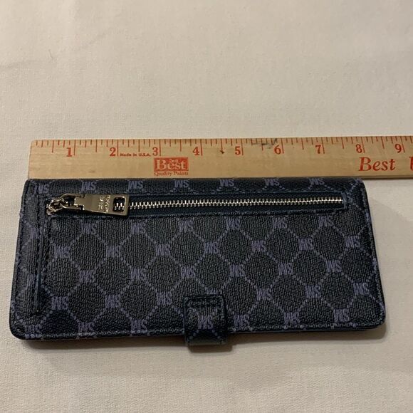 Steve Madden Slimline wallet NWOT snap closure and zipper pocket - Picture 3 of 7